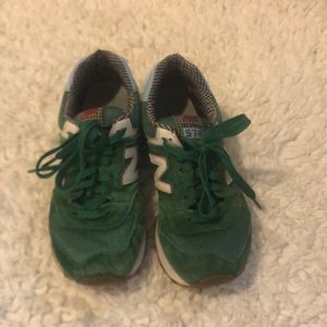 New Balance Tennis Shoes